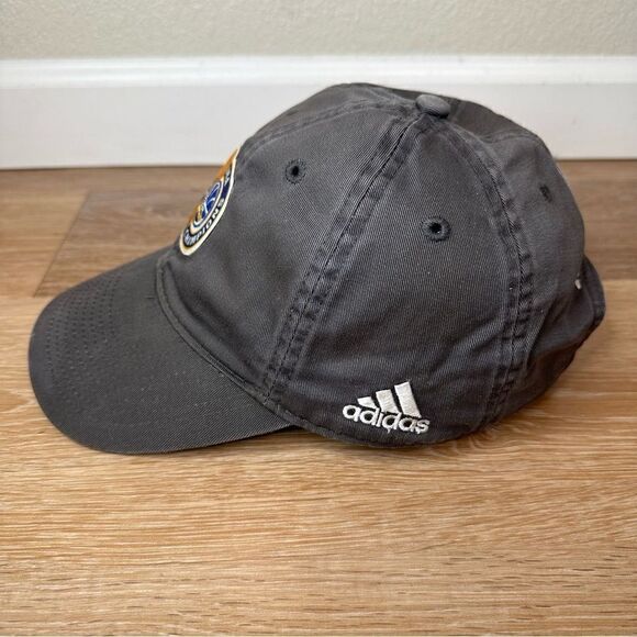 Adidas Golden State Warriors 2017 NBA Champions Adjustable Hat - Picture 4 of 11